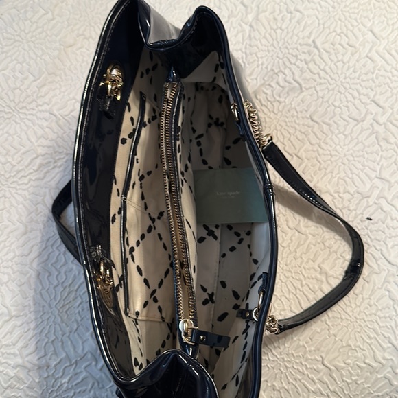 Kate Spade Patent Leather Dark Navy Blue shoulder bag. - Picture 4 of 4